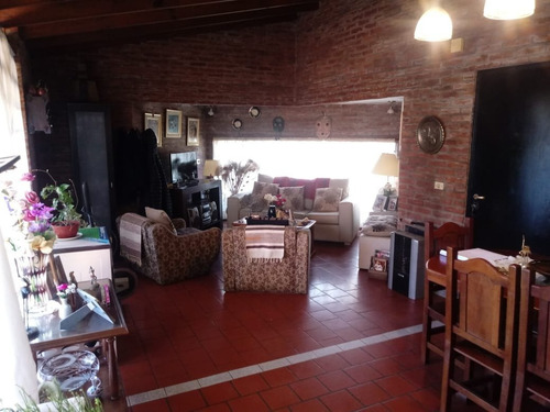 Imagen 1 de 12 de Chalet 4 Ambientes En Venta Mar Del Plata
