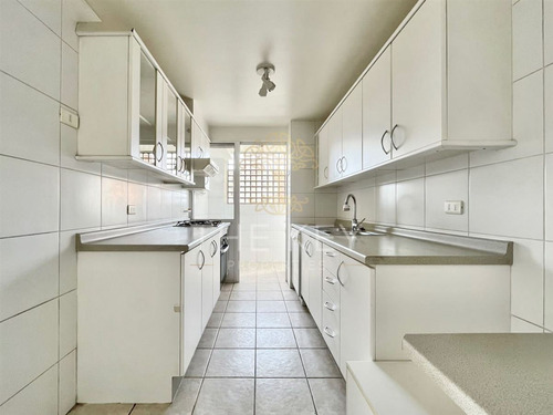 Departamento En Venta De 3 Dormitorios - Colón, Las Condes