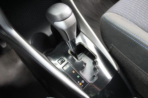 Toyota Yaris 1.3 16V XL MULTIDRIVE