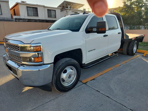 Chevrolet Silverado Hd3500 C/plataforma 