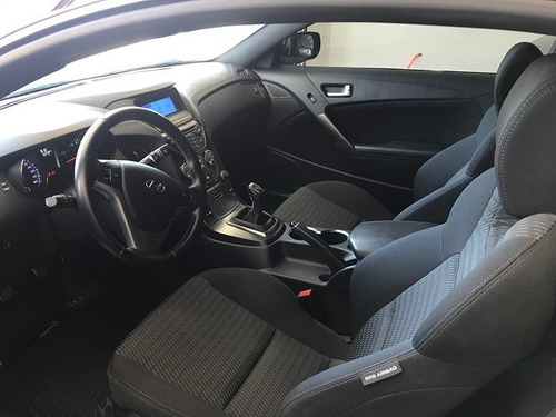 Hyundai Genesis Coupe 2.0t 275cv