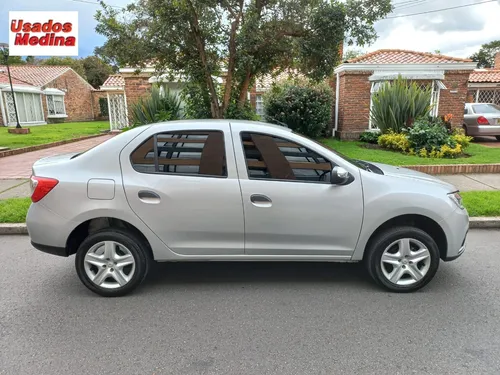 Renault Logan 1.6 Privilege / Intens