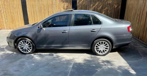 Volkswagen Vento 2.0 T Fsi Elegance Dsg 2011