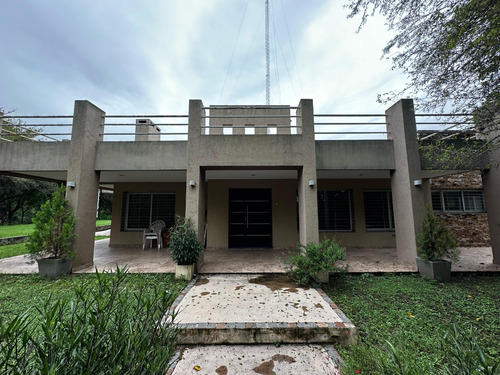 Finca Con Vivienda E Infraestructura Para Proyecto Comercial