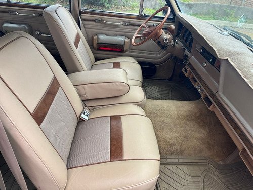 Jeep Grand Wagoneer 1984 4x4 V8 360 Amc