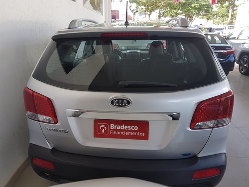 Kia Sorento 2.4 Ex2 4x2 16v Gasolina 4p Automático