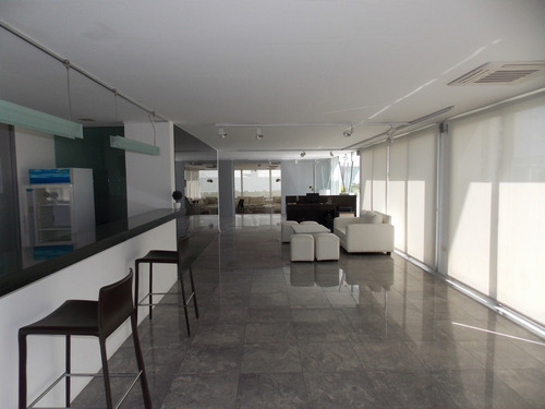 Ideal Para Inversores, A Una Cuadra Del Mar Y Media Del Conrad- Ref: 13409