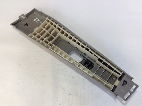 Vista Sup Poste Central Derecho Toyota Rav4 Mod 04-05 Origin (Usado)