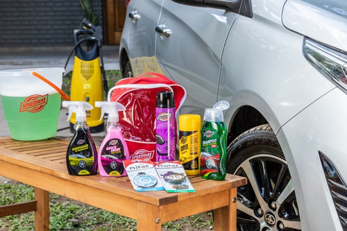 Imagen 3 de 6 de Kit Lavado De Vehículos 7 Productos