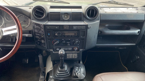 Land Rover Defender 2.4 130 4x4 Turbo