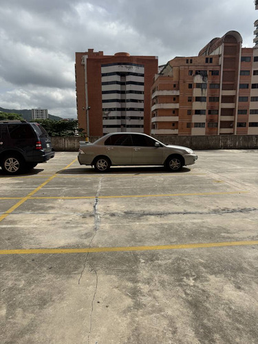 Np Alquila Apartamento Res. Lomas De Los Mangos, Cod 289410