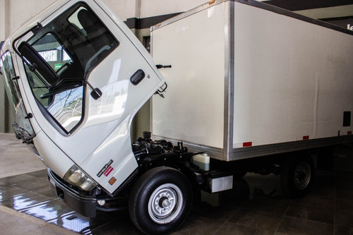 Imagen 4 de 13 de Isuzu Elf 100 Caja Conservadora , 2018 Oportunidad!!