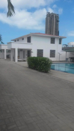 Imagen 3 de 12 de Tonsupa Casa Alquiler O Venta / Sector Club Del Pacifico