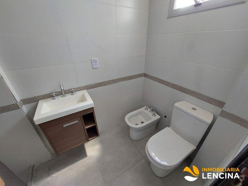 Imagen 9 de 16 de Departamento En Venta - 2 Dormitorios C/cochera - Carlos Paz