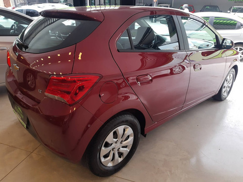 Chevrolet Onix 1.0 Mpfi Lt 8v Flex 4p Manual