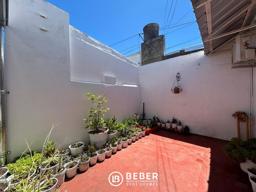 En Venta Ph De Tres Ambientes Con Patio Y Cochera, El Gaucho Mar Del Plata