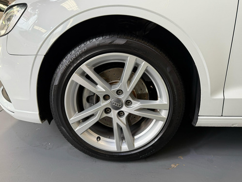 Audi A3 2.0 Sedán L Dynamic At Dsg