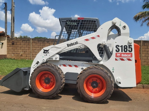 Imagem 7 de 10 de Mini Carregadeira Bobcat S185 Ano 2009 - Com Garantia