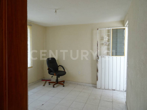 Oficinas En Renta En Colonia Valle De Aragón, Ecatepec De Morelos, Edo. Mex.