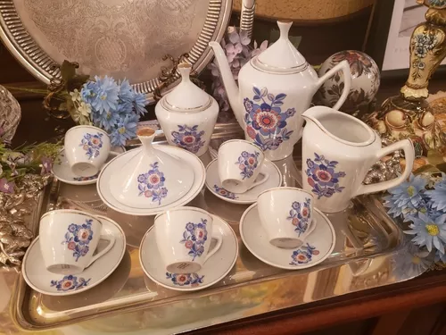 LINDO E ANTIGO JOGO PARA CHÁ E CAFÉ EM PORCELANA POZZANI