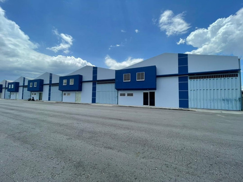 Imagen 9 de 13 de Se Alquilan Condominio Privado Cerrado De Galpones Exclusivo