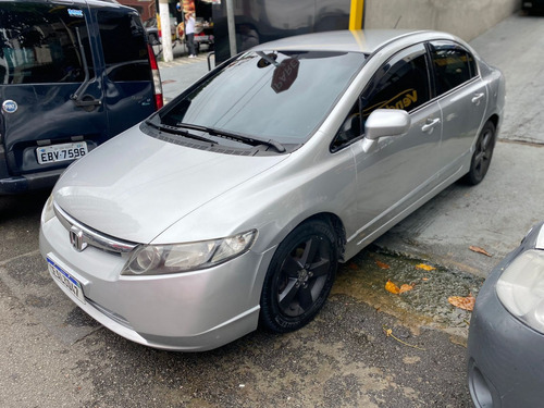 Honda Civic 1.8 Lxs Flex Aut. 4p