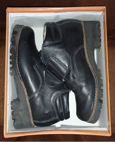 Botas Panama Jack Color Negro Con Cierre De Velcro