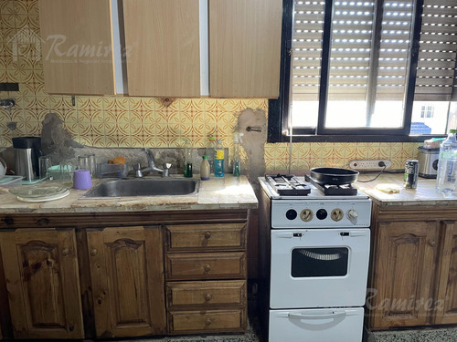 Casa Y Locales En Venta Oportunidad Inversores - Merlo