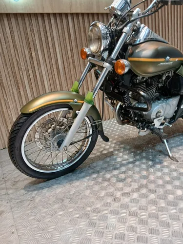 Bajaj Advenger 220 2015