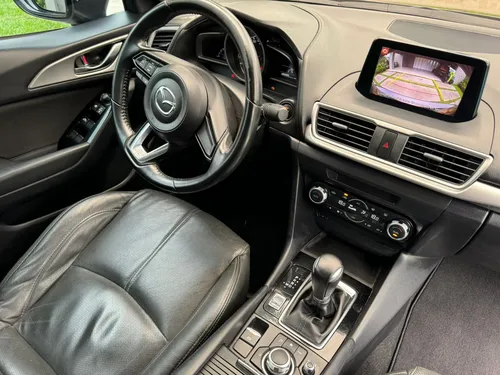 Mazda 3 2.0 Touring At