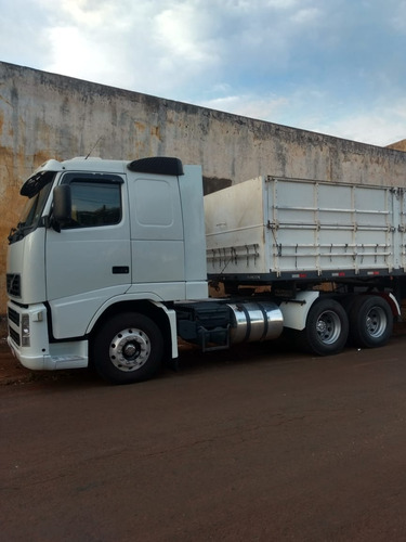Imagem 12 de 15 de Volvo Fh 400 6x2 Teto Baixo 2008/08 Manual