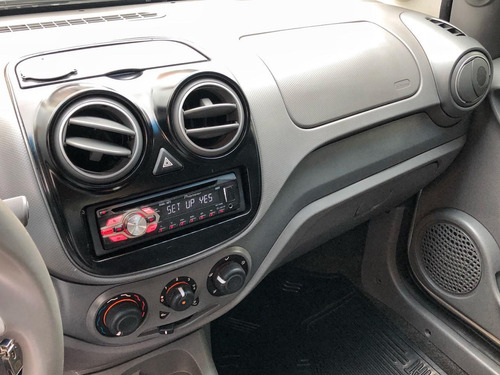 Fiat Palio Attractive 1.4 2013