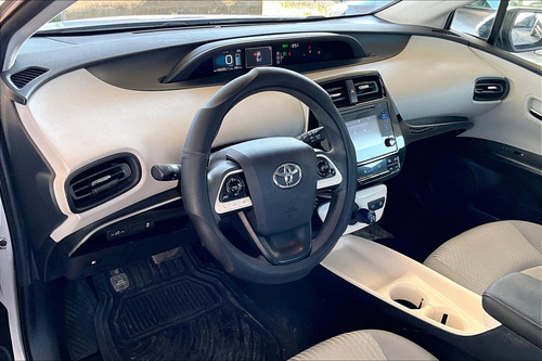 Toyota Prius 2017