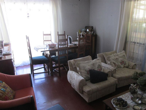 Casa En Venta De 3 Dorm. Sector Ramon Freire, En Rancagua