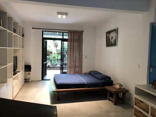 Venta Departamento, Ph En Bajo De San Isidro Con Cochera Y Pileta.