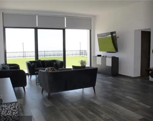 Venta De Residencia En Vista Real Country Club, Corregidora