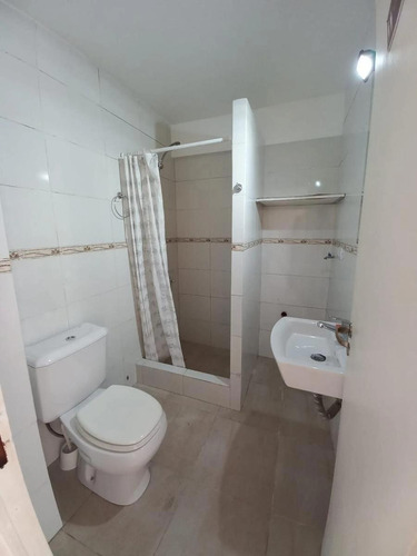 Departamento Zona Centro, 2 Ambientes Al Frente, Apto Profesional