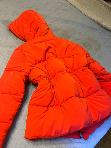 Campera Abrigada Roja Talle M Nueva