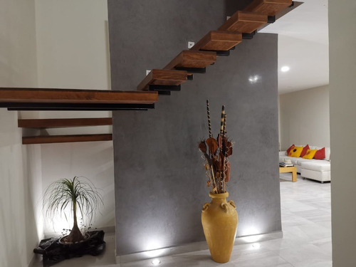Imagen 21 de 21 de Casa En Venta Con Recamara En Planta Baja En Altozano Querétaro.