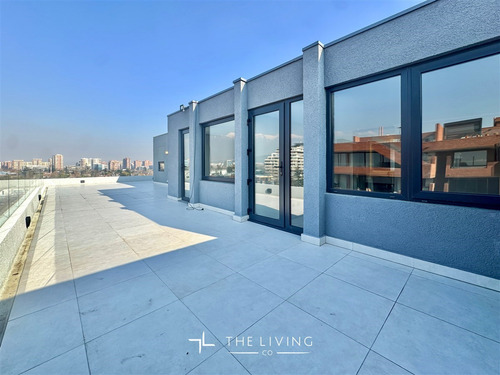 Departamento Penthouse En Venta De 2 Dorm. En Vitacura