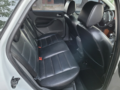 Ford Focus 2 1.8 Exe Sedan Tdci Ghia