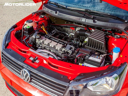 Imagen 10 de 25 de Volkswagen Saveiro Dc Highline 1.6 | Permuta / Financia
