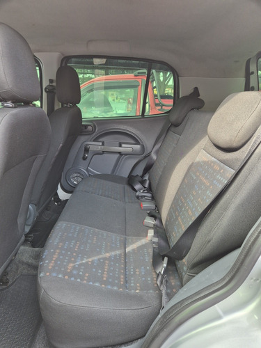 Fiat Uno 1.0 Vivace Celeb. Flex 5P