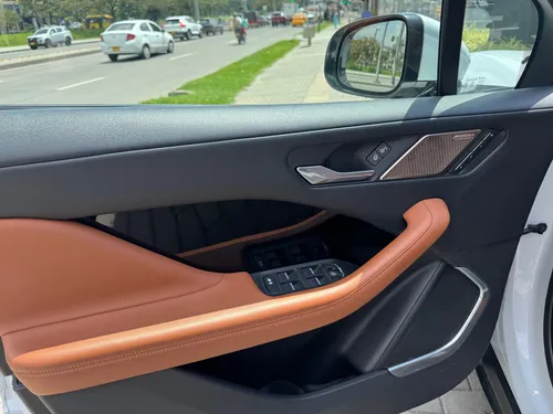 Jaguar I-PACE HSE 0