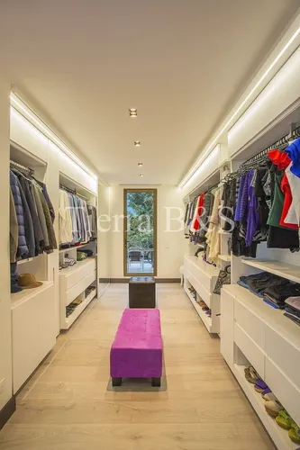 ¡espléndida Casa De Lujo En San Simón: 470m² En Lote De 1720m², 3 Años De Remodelación!