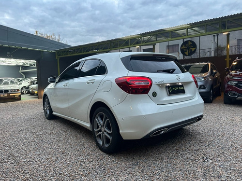 Mercedes-Benz Clase A 1.6 A200 Urban 156cv