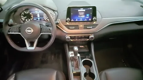 Nissan Altima 2023
