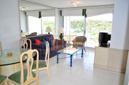 Apartamento Con Excelentes Servicios-ref:1581