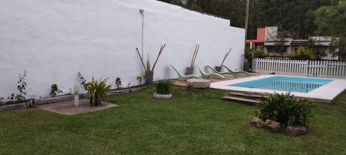 Casa Con Piscina. Alquiler Temporal En Federación. Entre Rios La Amarilla
