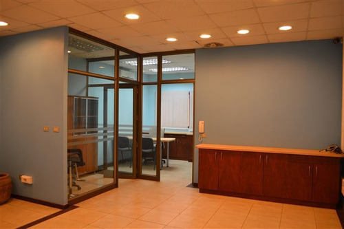Imagen 1 de 15 de Oficina En Arriendo De 4 Privados En Las Condes